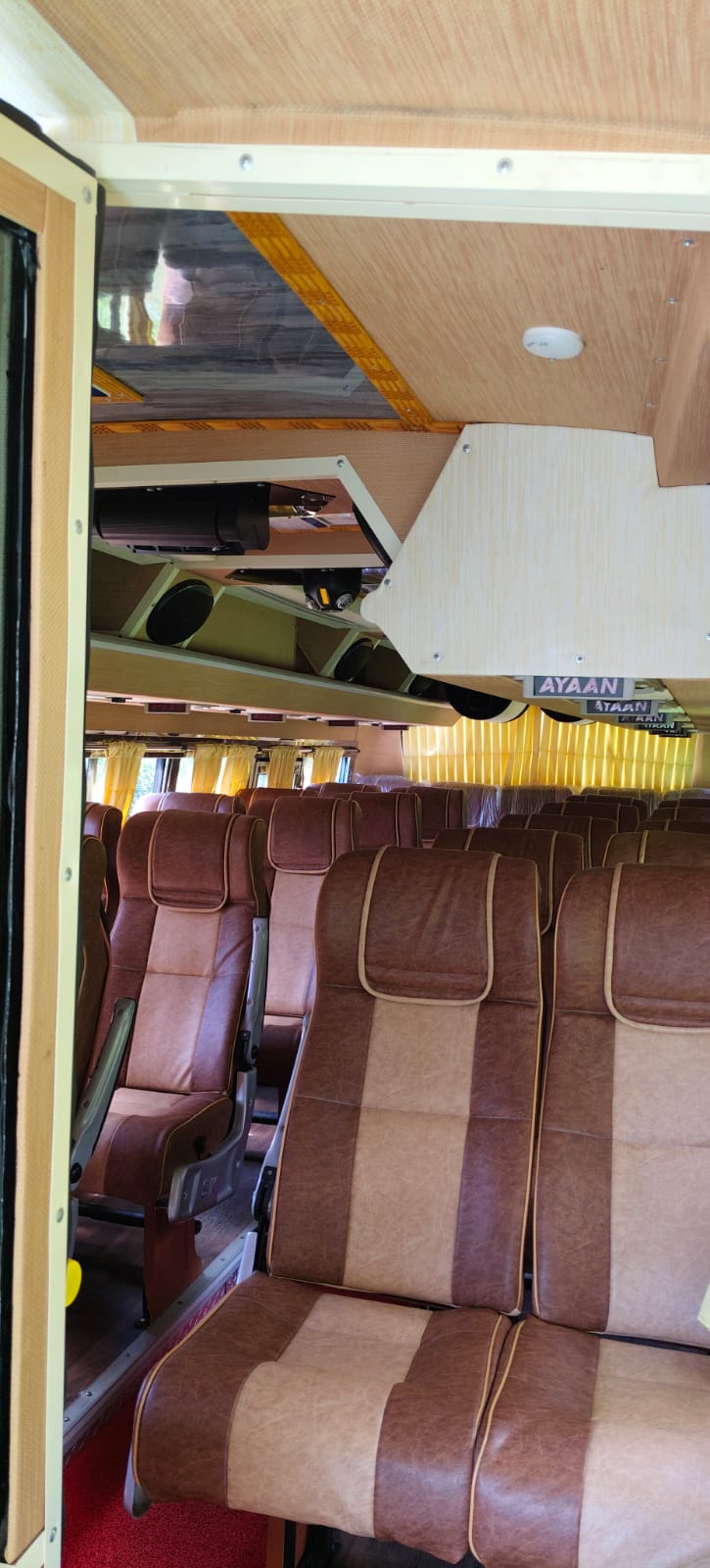 21 Seater Mini Bus Rental in Sarjapura for Group Travel