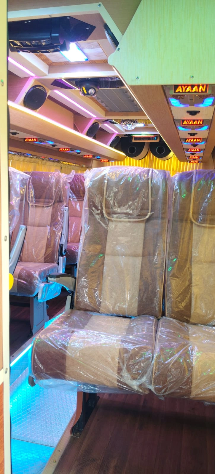 21 Seater Mini Bus Outstation Rental